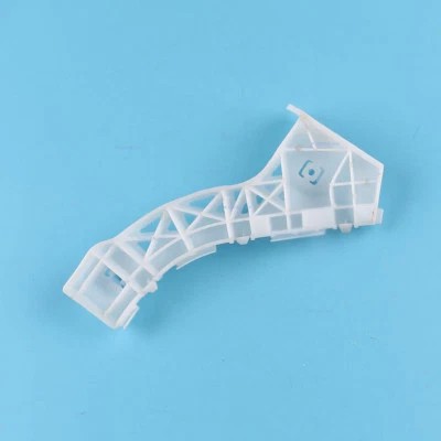 Левый передний кронштейн поддержки короткого бампера для Mazda 3 BK 10/2004-12/2008 - Изображение 1 из 4