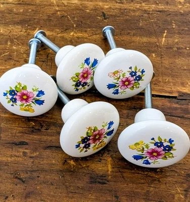5 botões de armário vintage de porcelana rosa floral gaveta puxa com parafusos - Imagem 1 de 4