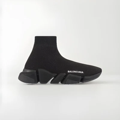 Zapatilla Balenciaga SPEED 2.0 BRILLANTE EN NEGRO punto brillante, suela negra Foto 1 de 4