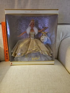 Mattel Special 2000 Edition Celebration Barbie Doll Gold New In Box 28269  - Picture 1 of 5