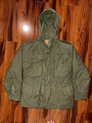 1970 U.S. Army M-65 Field Jacket OG-107 w/ Liner Small Short Vietnam Era - Image 1 of 4