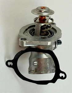 Napa Thermostat Housing HT212-966 for Dodge/ Mercedes-Benz/ Freightliner - Picture 1 of 4