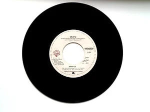 Devo ‎– Whip It / Turn Around 7" Vinyl Record Synth-Pop New Wave Classic Electro - Picture 1 of 3