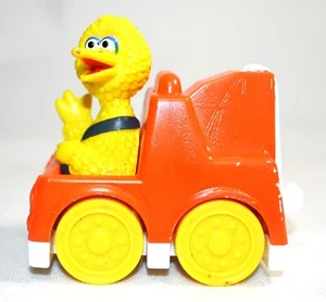Camión de remolque Big Bird panadería artesanías adorno de pasteles - Sesame Street coleccionable - Imagen 1 de 6