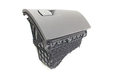 15-17 BMW M4 Coupe Black Rear Glove Box Assembly Foto 1 de 4