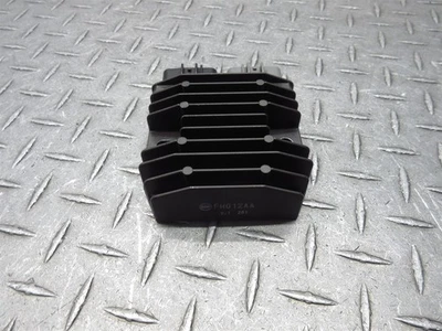 Yamaha VSTAR950 950 XVS950 2010 09-14 regulador rectificador voltaje funciona Foto 1 de 4