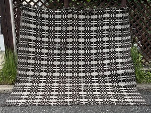 Tapiz de lana pura galés Brynkir vintage tejido único 97" x 90/2" flecos - Imagen 1 de 16