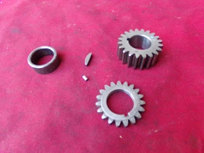 HONDA GROM 125 MSX125 PRIMARY GEAR (2) 2015 OEM NICE — 第 1/2 张图片