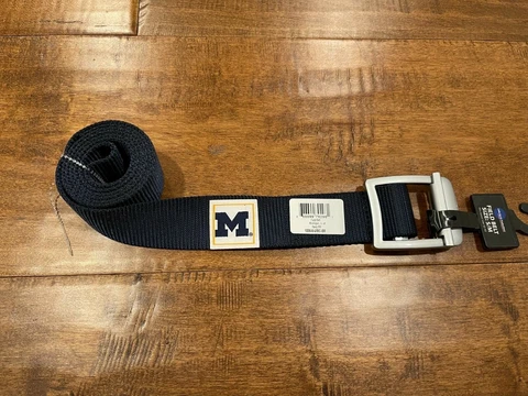 Michigan Wolverines NCAA Navy Blue Adjustable Field Belt - Size S/M 32-42 - New! Cover