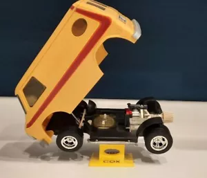 COX .049 COX VAN STAND Keep Your Tires From Going Flat. Display Stand Yellow - Picture 1 of 11