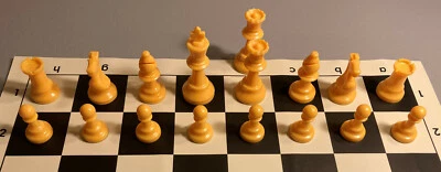 基本俱乐部 17 件半象棋套装黄色 2 件皇后 — 第 1/2 张图片