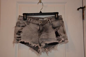 Zara Distressed Gray Shorts Size 6 38 - Picture 1 of 3