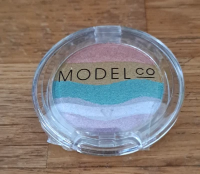 Model Co Mermaid Glow Highlighter 2.8g Brand New Sealed - Image 1 of 2