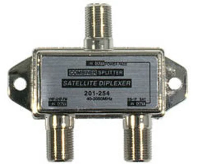 Steren 5-2400 MHz 2.4GHz TV Satellite Mini-Diplexer - Split or Combine Signals - Image 1 of 2