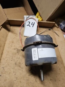 Emerson K48HXGCK-4210 Fan Motor Lennox 100483-02 1/5 HP 208-230 V used #MB335 - Picture 1 of 4