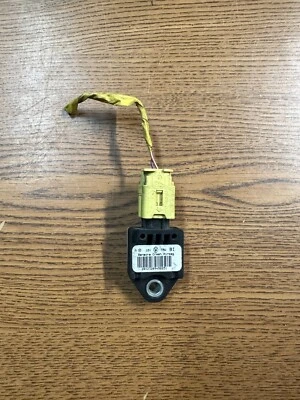 2003-2013 Maserati Quattroporte Front Sensor 201232 OEM - Image 1 of 2