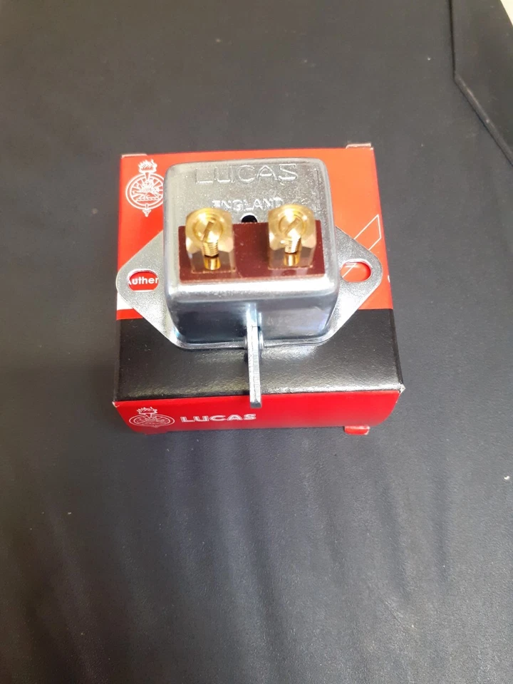 LAND ROVER SERIES ONE BRAKE LIGHT SWITCH LUCAS BRAND - Image 1 of 1