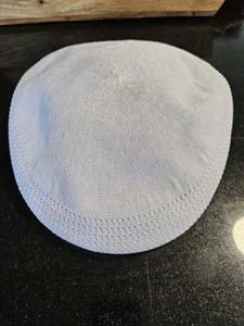 Kangol 504 Vented Driver Cap White Breathable Summer Hat Newsboy NWOT - Picture 1 of 3