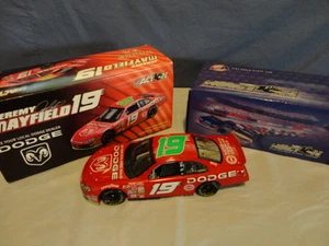 2002 Jeremy Mayfield DODGE DEALERS 1/24 Collectors Die-Cast / MIB!! - Picture 1 of 3