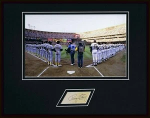 Roger Craig Signed Framed Photo Display Giants 1989 Earthquake World Series - Picture 1 of 2