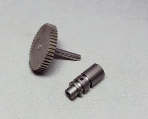 Genuine Vespa PX125 PX150 Oil Pump Gear Set B0167186 Ingranaggio Pompa Olio - Picture 1 of 3