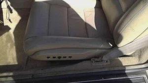 90 CADILLAC ALLANTE Front Console OVERHEAD DOME LIGHT ASSEMBLY - Picture 1 of 7