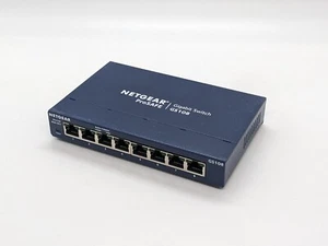 BEZ KABLA NETGEAR 8-portowy gigabitowy przełącznik sieciowy ethernetowy GS108 rozdzielacz GS 108 - Zdjęcie 1 z 9