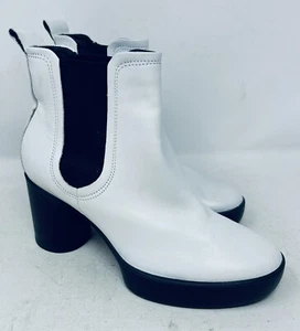 Ecco Shape Sculpted Motion 55 White Chelsea Ankle Boots Size 37/6-6.5 - NWOT! - Picture 1 of 8