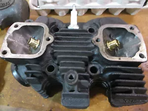 JUEGO DE 4 SELLOS GUÍA DE VÁLVULAS HARLEY IRON HEAD SPORSTER 1957-1985 ADMISIÓN Y EXCAVACIÓN - Imagen 1 de 3