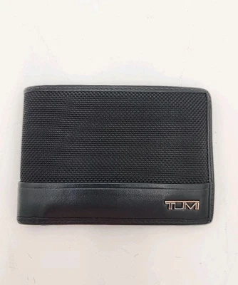 Cartera TUMI negra para hombre Alpha delgada billetera individual de cuero y nailon balístico Foto 1 de 4