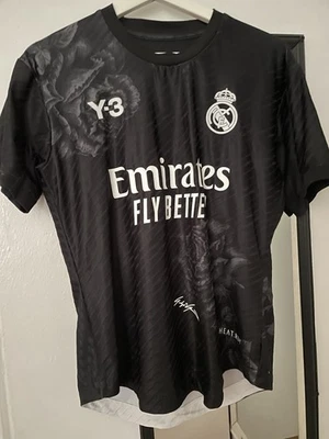 Real Madrid x Y-3 23/24 Arada Güller Jersey  Size Small - Image 1 of 2