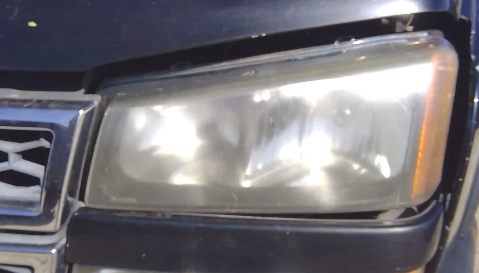 2005 06 07 Chevy Silverado 1500 Driver LH Headlight Headlamp | Classic Style - Image 1 of 4