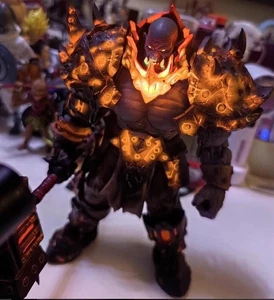 Grey Knight Studio 1/10 NO.05 Magma Forgemaster Guardián de la Horda - Imagen 1 de 8