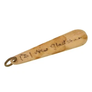 Antique Tag - BOVINE BONE TAG - ' New Gladstone 9.H.R.H. '  Vintage Tag ref.k550 - Picture 1 of 4