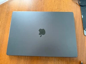 Apple Macbook Pro 16 M4 Max 36Gb Ram 1TB SSD 14-Cpu 32-Gpu - Space Black - Itali - Foto 1 di 11