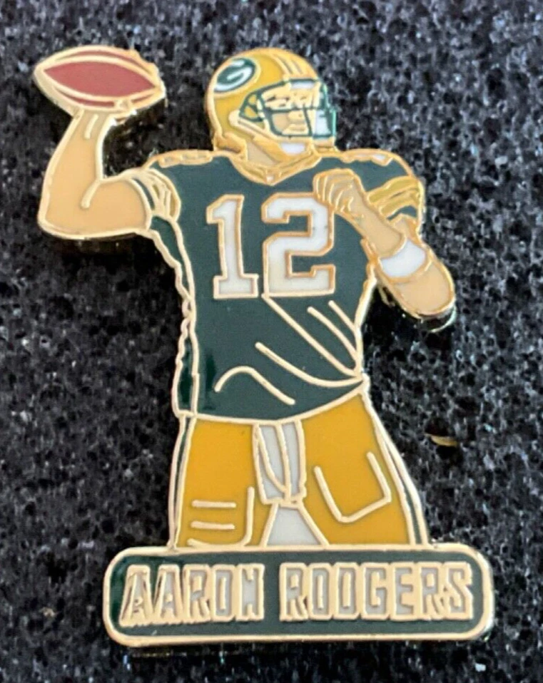 Green Bay Packers Aaron Rodgers Die Cut Player  Image Collector Pin Green Jersey - Image 1 of 1