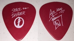 KISS-ACE FREHLEY SPACE INVADER SOLO TOUR GUITAR PICK-ACE'S OWN PICK-RED/WHITE! - Picture 1 of 1