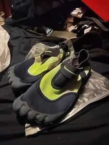 Jungen Newton Wasserschuhe Größe 6 - Bild 1 von 6
