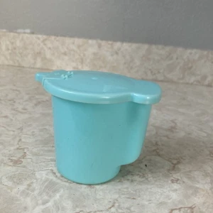 Blau Vintage Tupperware Kunststoff Milchkännchen mit Klappdeckel Ausgießer #574-11 - Bild 1 von 8