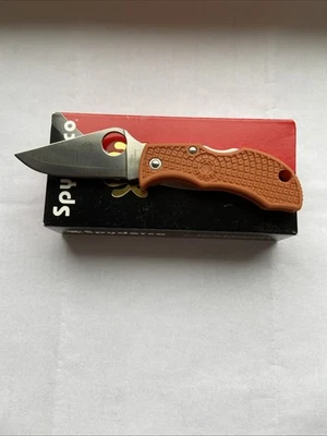 Spyderco Manbug MBORPE – Burnt Orange FRN – HAP40/SUS410 Sprint Run - Image 1 of 4