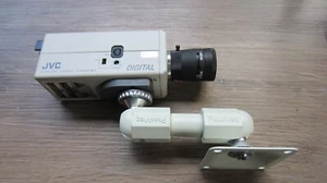 JVC COLOR Digital Videokamera TK-C700U mit Regenbogen Zoom Objektiv 1:1,4 Japan, MAUNT - Bild 1 von 3