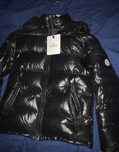 Moncler A on Sale, UP TO 57% OFF | www.ldeventos.com