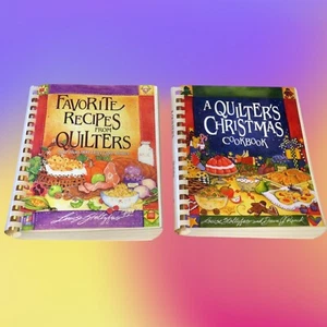 Quilters Cookbooks Favorite Recipes From Quilters & Quilter's Christmas Cookbook - Imagen 1 de 7