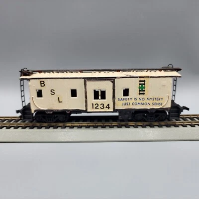 HO Scale B.S.L. #1234 "Safety is No Mystery" Wide Model Train Car - Image 1 of 4