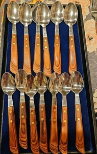 7 tenedores de cena de acero inoxidable Sabatier, 8 tenedores de ensalada, 6 cucharas de sopa, 7 cucharaditas - Imagen 1 de 4