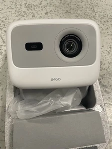 Proyector Portátil JMGO N1 1080P FHD, 150" MALC™ Triple Láser Proyector de Películas 3D - Imagen 1 de 17