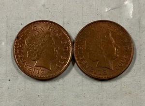 2001 & 2002 United Kingdom 1 One Penny Coin x 2 Circulated Coins - Picture 1 of 2