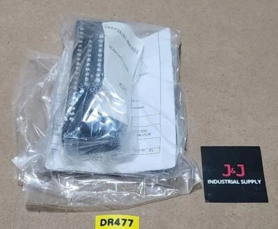 *BRAND NEW* GE Fanuc IC693ACC332B Relay Output Block 44A726261-004 + Warranty! - Image 1 of 4