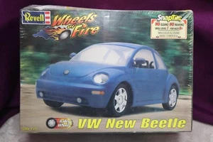 Revell Snaptite 1:24 Rolling Wheels VW New Beetle 85-1910 NEW SEALED - Picture 1 of 12