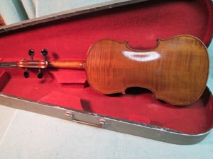 Vintage JOSEPH GUARNERIUS Full Size Violin